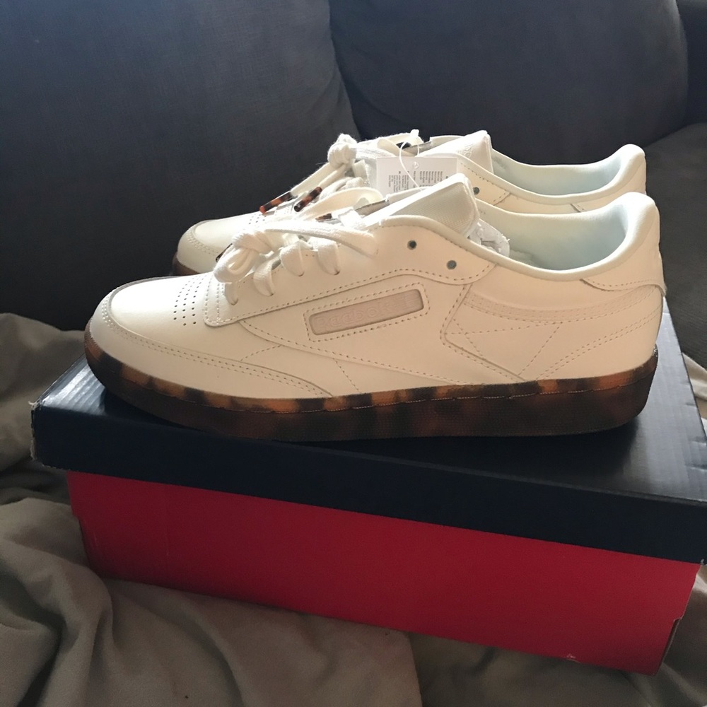 NWT Reebok Club C 85 in Cream and Tortoise - Picture 1 of 4